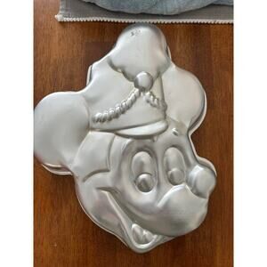 VTG Wilton Cake Pan Mold Disney Mickey Mouse Band Leader Disney Retired #515-302